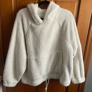 American Eagle Outfitters Cream Sherpa Hoodie